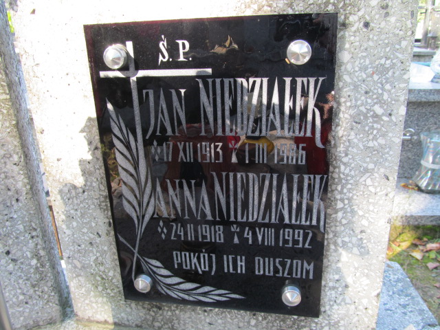 Jan Niedziałek Tarnobrzeg Miechocin - Grobonet - Wyszukiwarka osób pochowanych